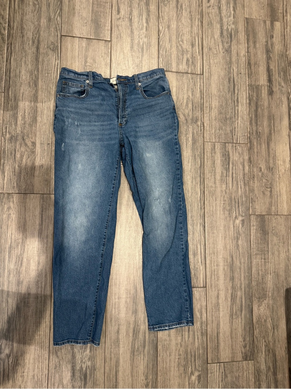 Universal Thread Straight-Leg Blue Denim Jeans